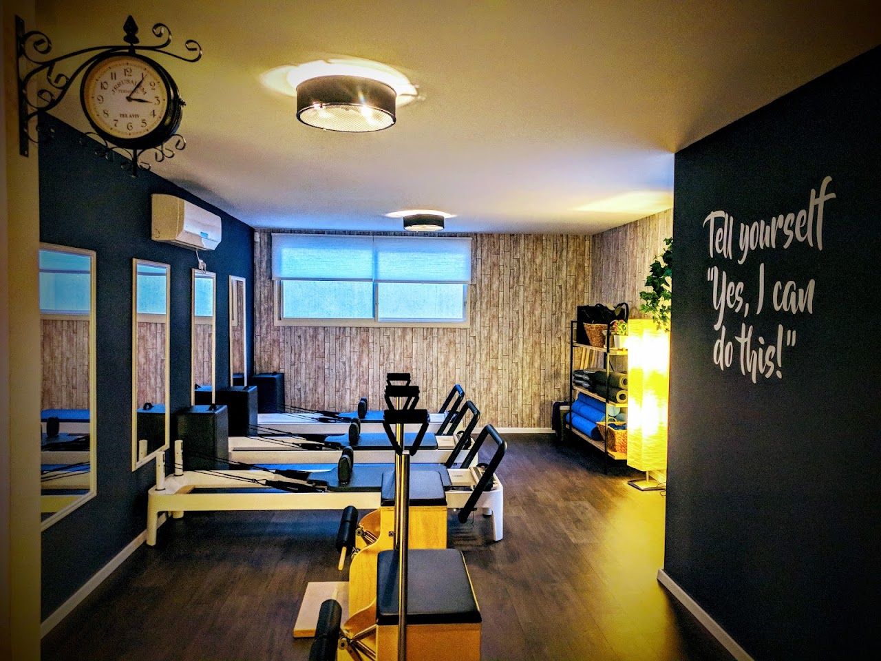 galleryIMG