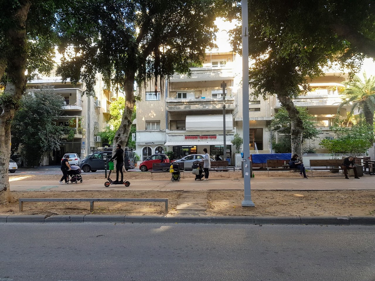 galleryIMG